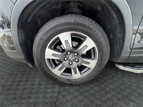 Used 2019 Honda Ridgeline RTL image 13