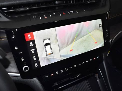 New 2026 Jeep Grand Cherokee Limited AWD/4WD image 14