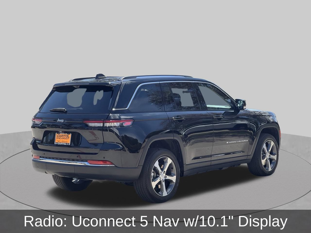 Used 2023 Jeep Grand Cherokee 4WD 4xe w/ Luxury Tech Group II image 5