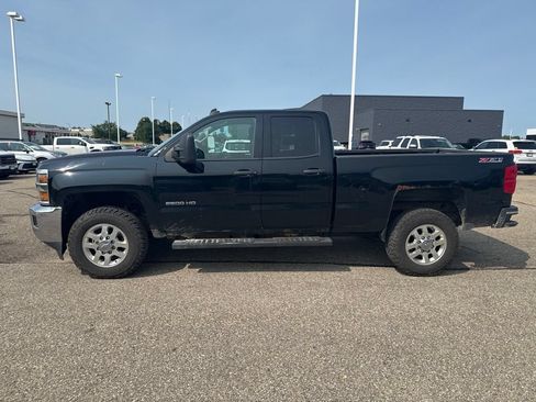 Used 2015 Chevrolet Silverado 2500 LT w/ Z71 Package, Off-Road AWD/4WD image 4
