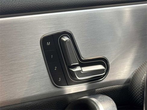 Used 2022 Mercedes-Benz A 220 A 220 image 22