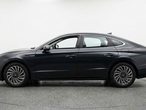 Used 2025 Hyundai Sonata SEL FWD image 5
