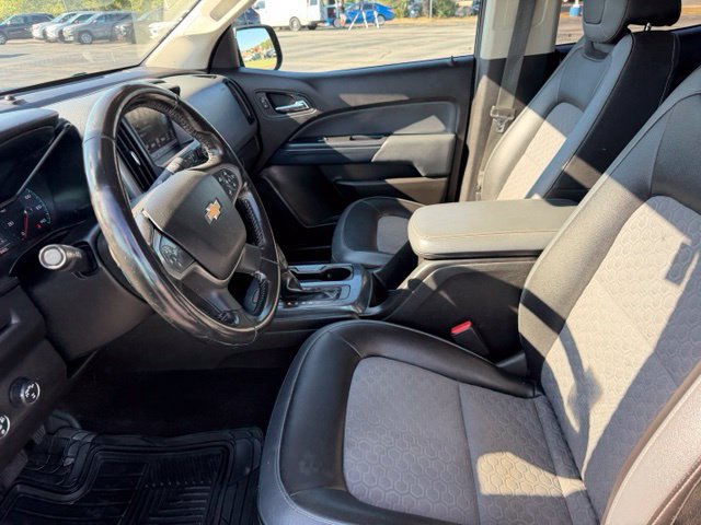 Used 2018 Chevrolet Colorado Z71 w/ Z71 Midnight Edition AWD/4WD image 19