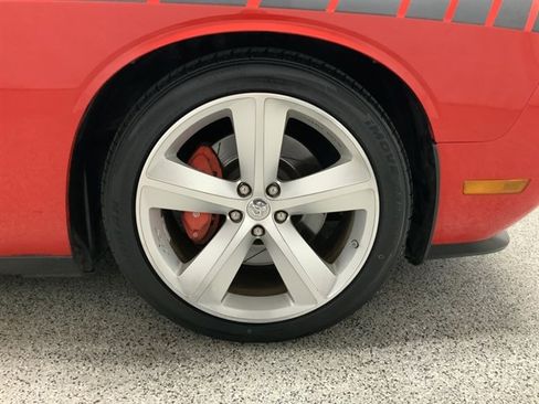 Used 2009 Dodge Challenger SRT8 w/ SRT Option Group II RWD image 14