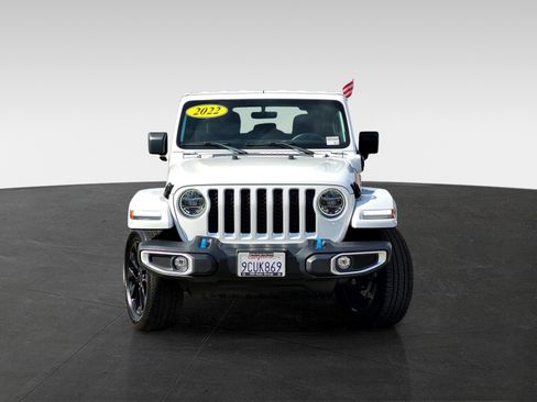 Used 2022 Jeep Wrangler Unlimited Sahara w/ Cold Weather Group image 2