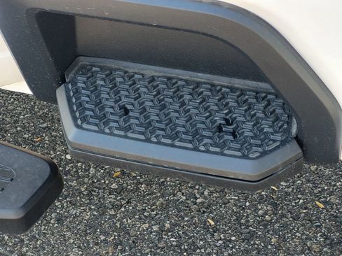 New 2025 GMC Sierra 3500 Denali w/ Denali Reserve Package image 13