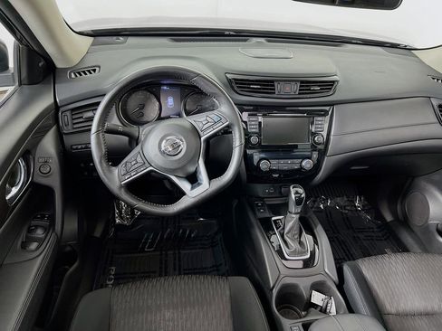 Used 2019 Nissan Rogue SV w/ Sun & Sound Touring Package image 22