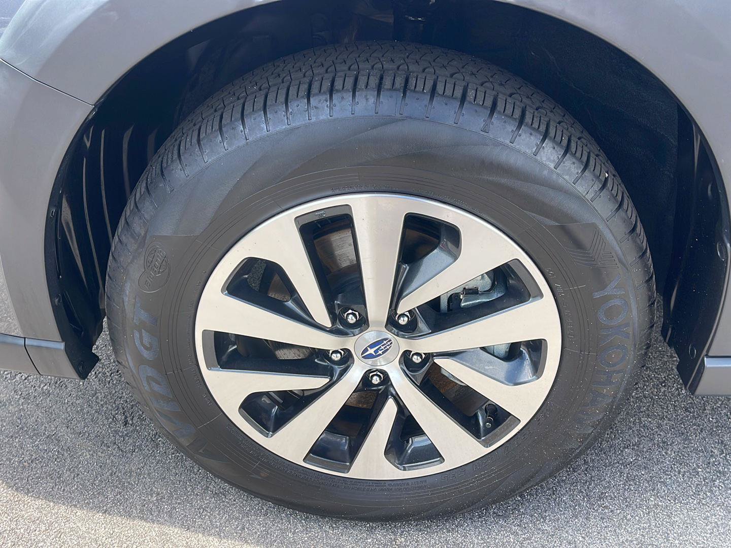 Used 2024 Subaru Outback Premium AWD/4WD image 13