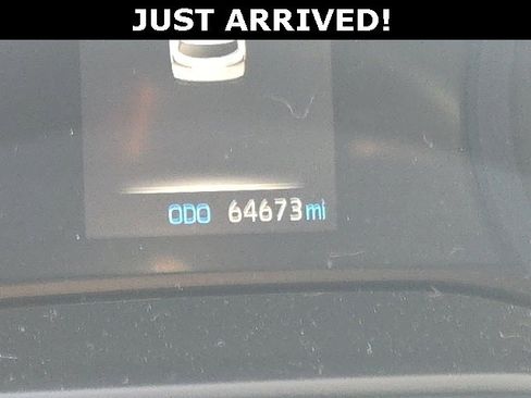 Used 2021 Toyota Sienna XSE image 22