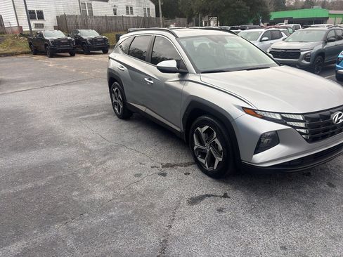 Used 2023 Hyundai Tucson SEL w/ Convenience Package image 4