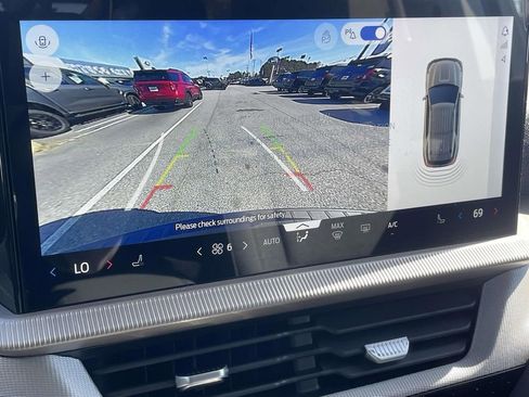 New 2026 Ford Explorer Active RWD image 10