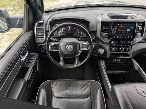 Used 2024 RAM 1500 Laramie AWD/4WD image 16