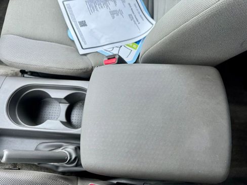 Used 2016 Nissan Frontier S image 25