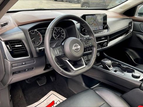 Used 2023 Nissan Rogue SL w/ SL Premium Package AWD/4WD image 8