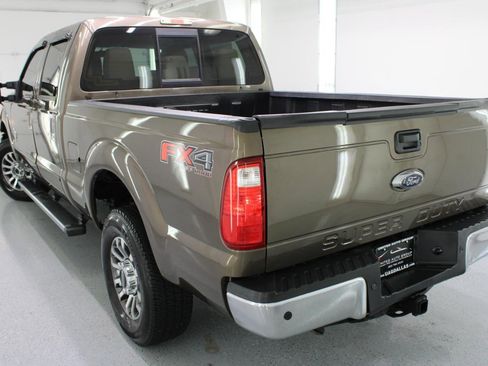 Used 2015 Ford F250 Lariat w/ Chrome Package AWD/4WD image 30