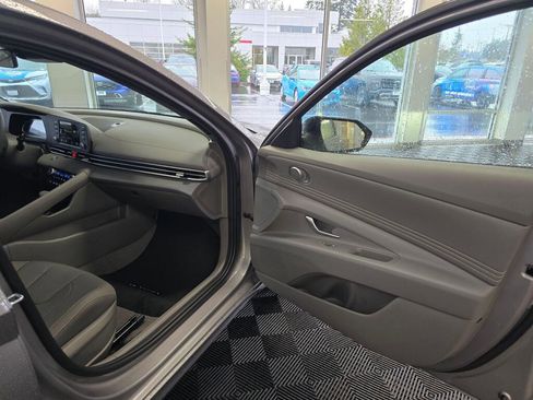 New 2026 Hyundai Elantra SEL Sport image 40