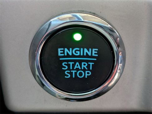 Certified 2023 Ford Expedition XLT image 29