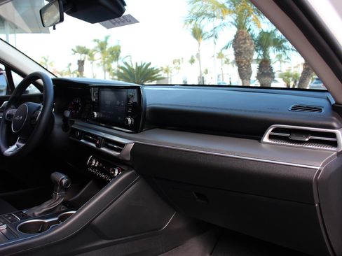 Used 2023 Kia K5 LXS image 15