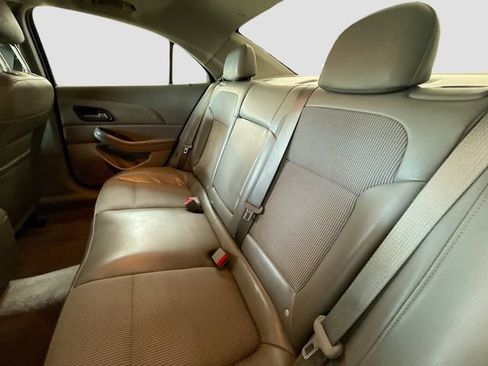 Used 2014 Chevrolet Malibu LT FWD image 22