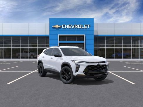 Used 2026 Chevrolet Trax ACTIV w/ Driver Confidence Package FWD image 1