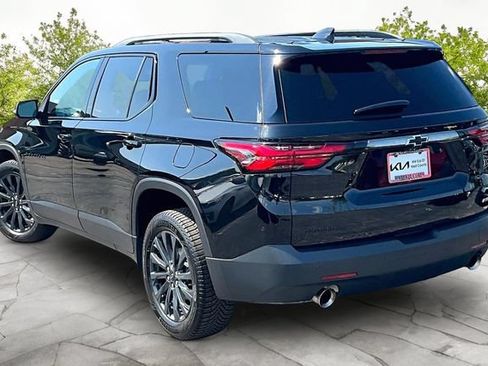Used 2023 Chevrolet Traverse RS FWD image 11