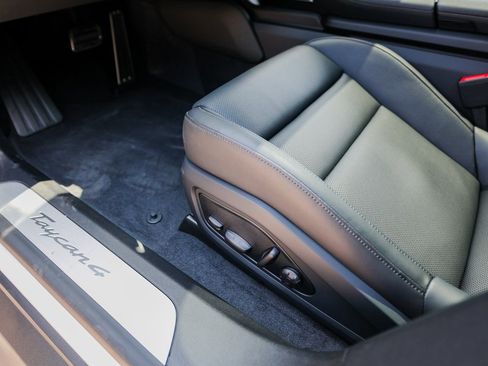 New 2026 Porsche Taycan image 14