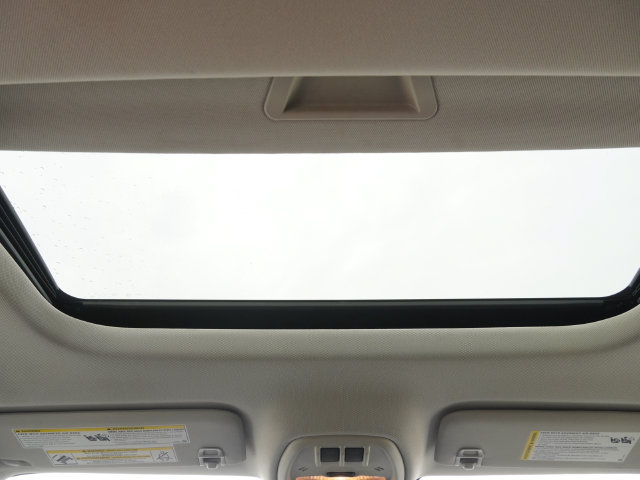 Used 2025 Chevrolet Trax ACTIV w/ Sunroof Package FWD image 17