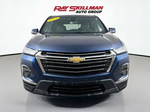 Used 2023 Chevrolet Traverse LT AWD/4WD image 2