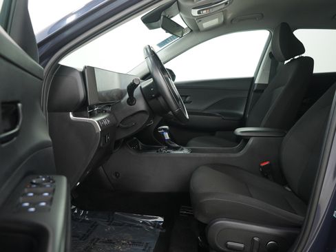 Used 2024 Hyundai Kona SEL image 18