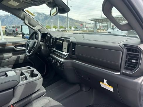 New 2026 Chevrolet Silverado 3500 LT w/ Trail Boss Package AWD/4WD image 18