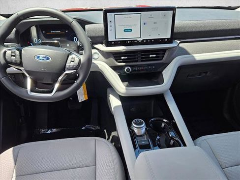 New 2026 Ford Explorer Platinum w/ LUX Leather Package AWD/4WD image 14