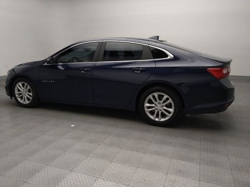 Used 2017 Chevrolet Malibu LT image 3