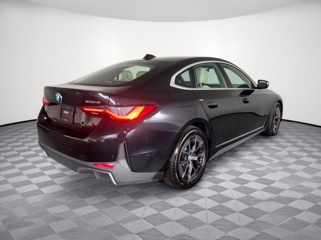 Used 2024 BMW i4 xDrive40i w/ Premium Package AWD/4WD image 7