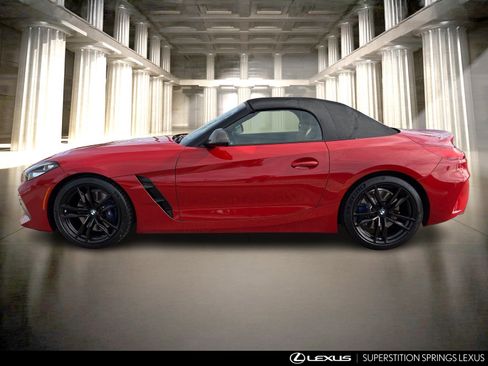 Used 2020 BMW Z4 M40i w/ Premium Package image 7