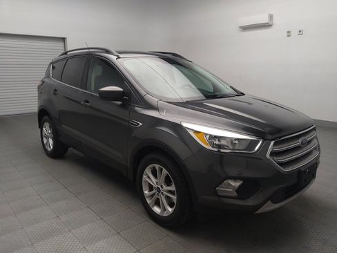 Used 2018 Ford Escape SE w/ SE Sync 3 Package image 13