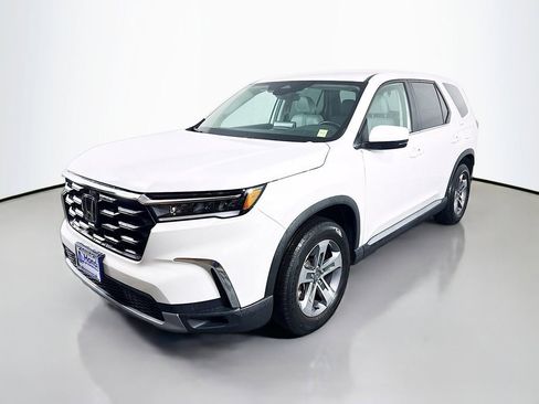 Certified 2023 Honda Pilot EX-L image 3