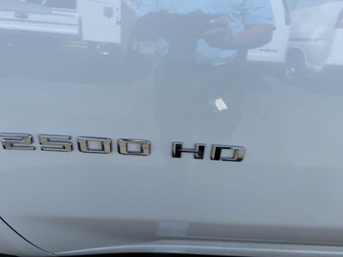 Used 2025 Chevrolet Silverado 2500 LT w/ Convenience Package AWD/4WD image 42