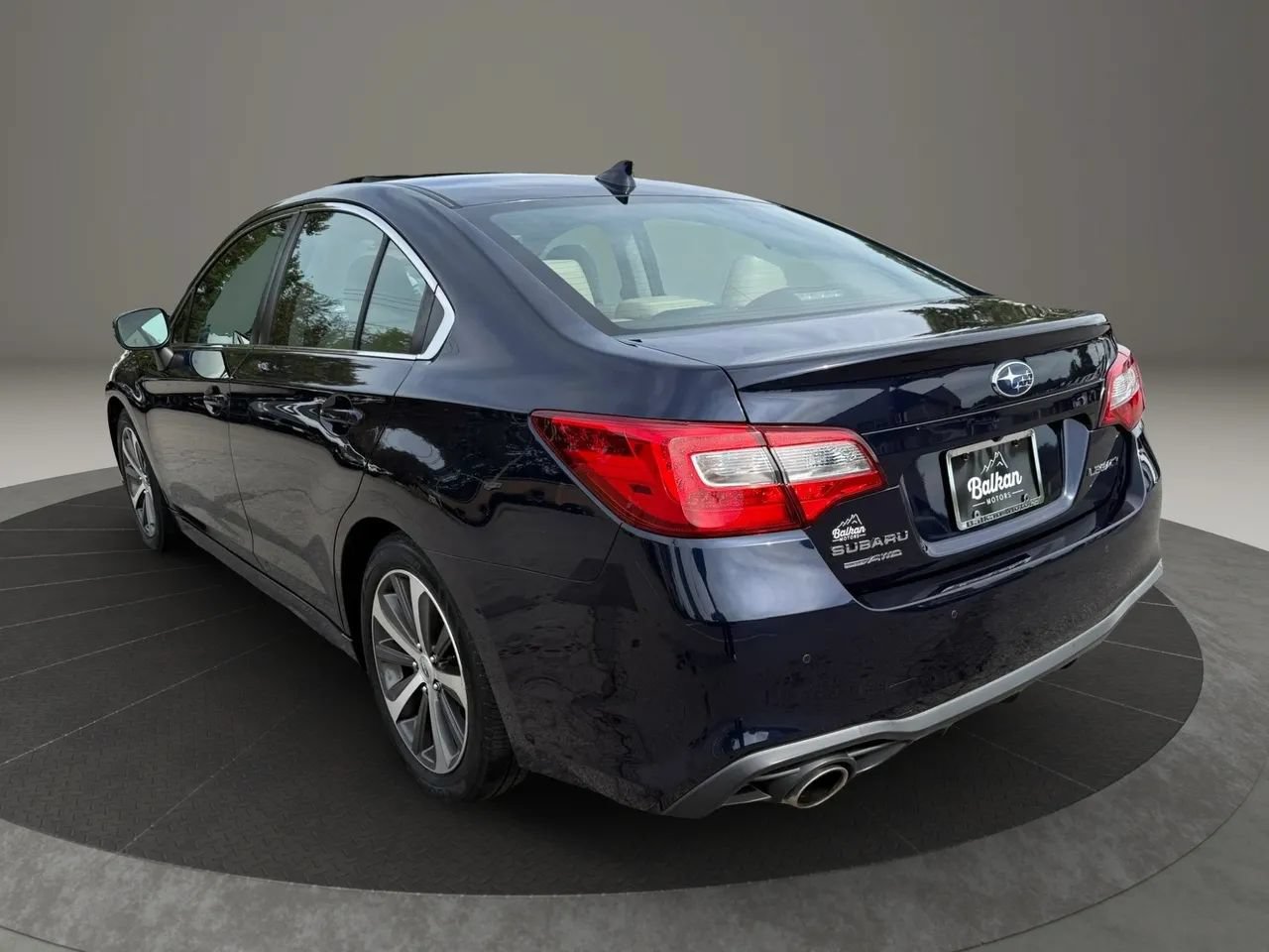 Used 2018 Subaru Legacy 2.5i Limited AWD/4WD image 9
