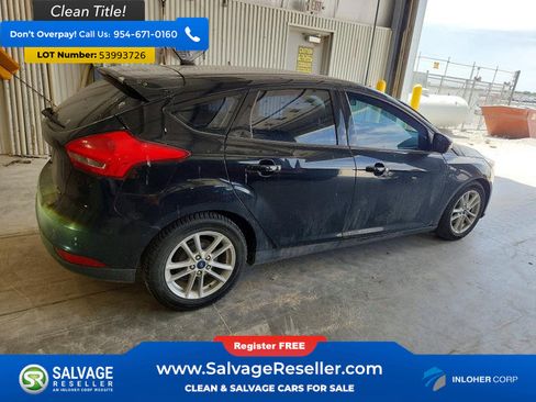 Used 2016 Ford Focus SE FWD image 4