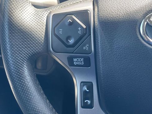 Used 2022 Toyota Tacoma SR5 w/ Technology Package RWD image 20