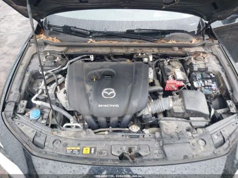 Used 2020 MAZDA MAZDA3 Sedan w/ Premium Package FWD image 10