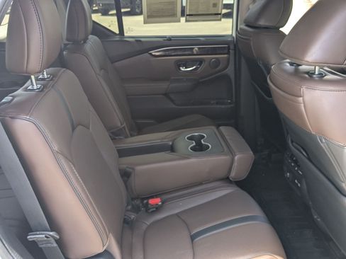 Used 2023 Honda Pilot Elite image 30