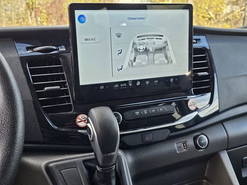 Used 2023 Ford Transit 350 XLT image 10