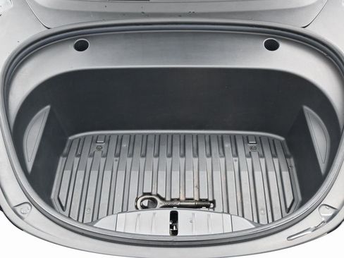 Used 2021 Tesla Model 3 Standard Range Plus image 44