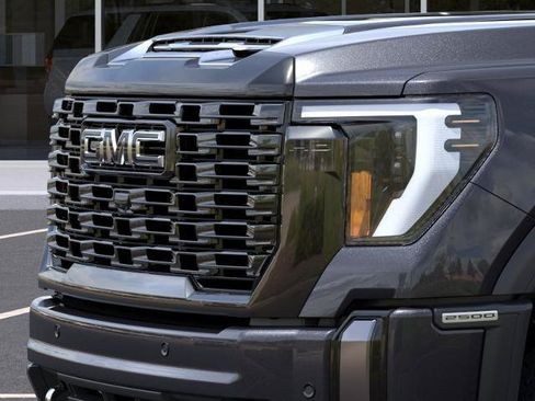 Used 2026 GMC Sierra 2500 Denali Ultimate w/ Max Trailering Package AWD/4WD image 14