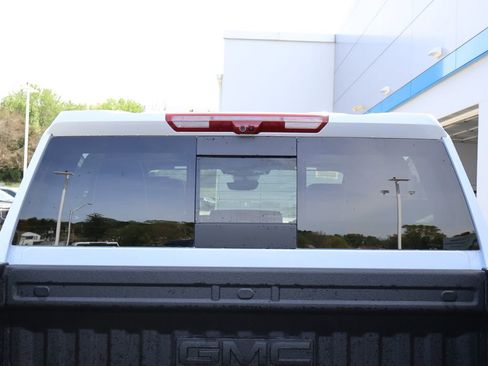 New 2026 GMC Sierra 2500 Denali Ultimate w/ LPO, Black Badging Package AWD/4WD image 40