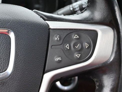 Used 2020 GMC Terrain SLE w/ Driver Convenience Package AWD/4WD image 19