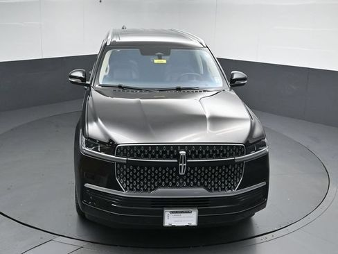Certified 2025 Lincoln Navigator L Reserve AWD/4WD image 49