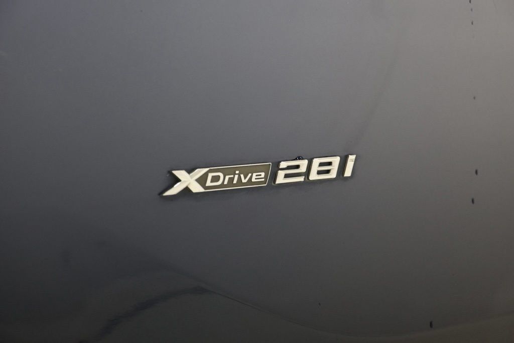 Used 2018 BMW X1 xDrive28i AWD/4WD image 9