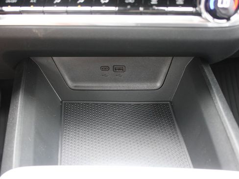 New 2026 Chevrolet Equinox LT FWD image 41